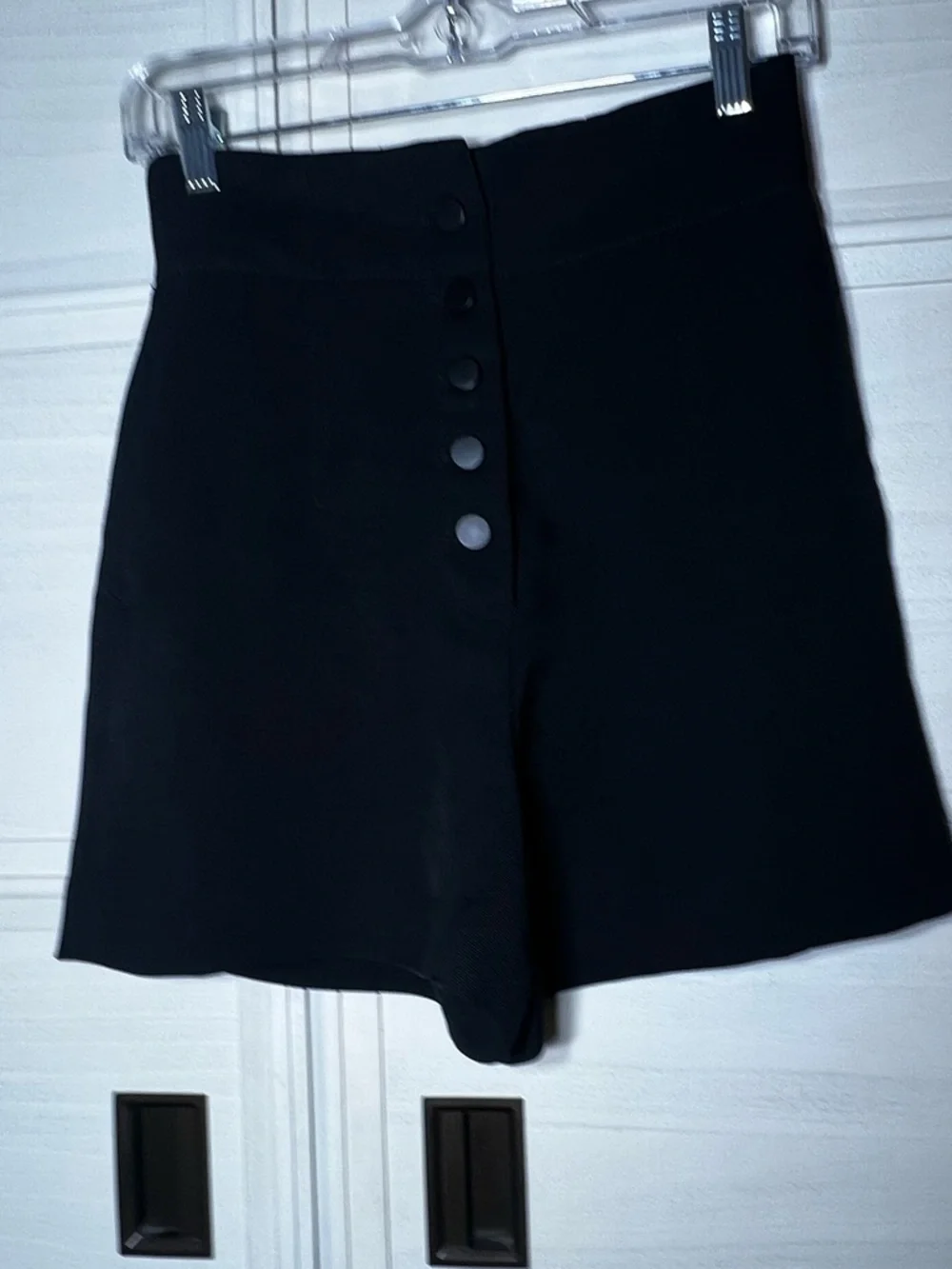 Wilfred Le Fou Highwaisted Black Women’s shorts Sz 2